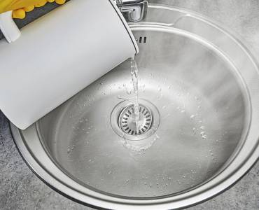 Can You Use Boiling Water To Unclog Drains   Can You Use Boiling Water To Unclog Drains.2646.featured 